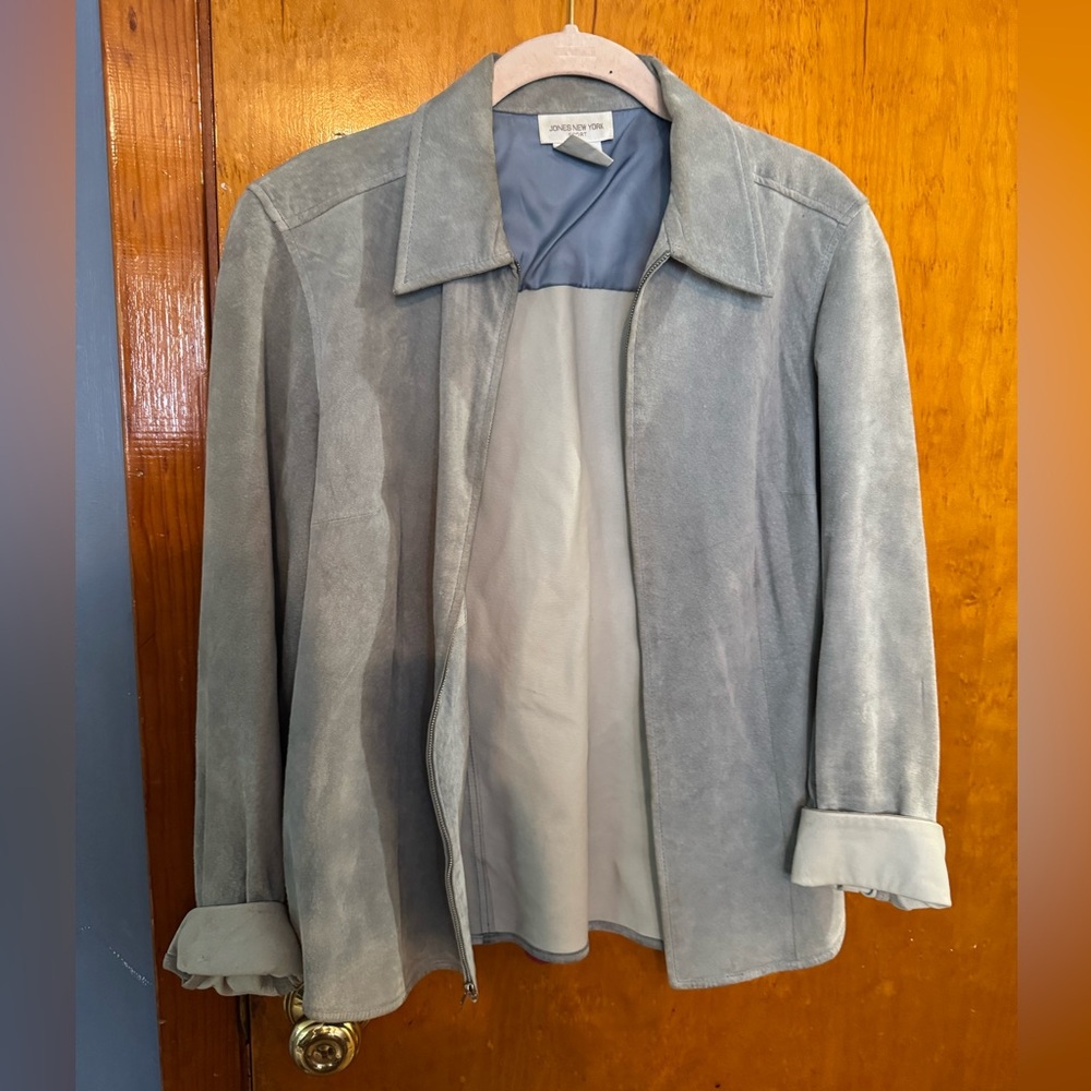 Jones New York Light Gray Suede Jacket